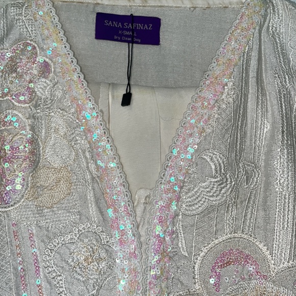 3 pc white sana safeez shalvar kameez - Picture 2 of 6